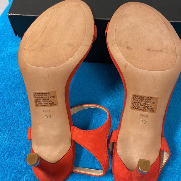 Kenneth Cole Brandy 85 Ankle Strap Sandal - Picture 5 of 6